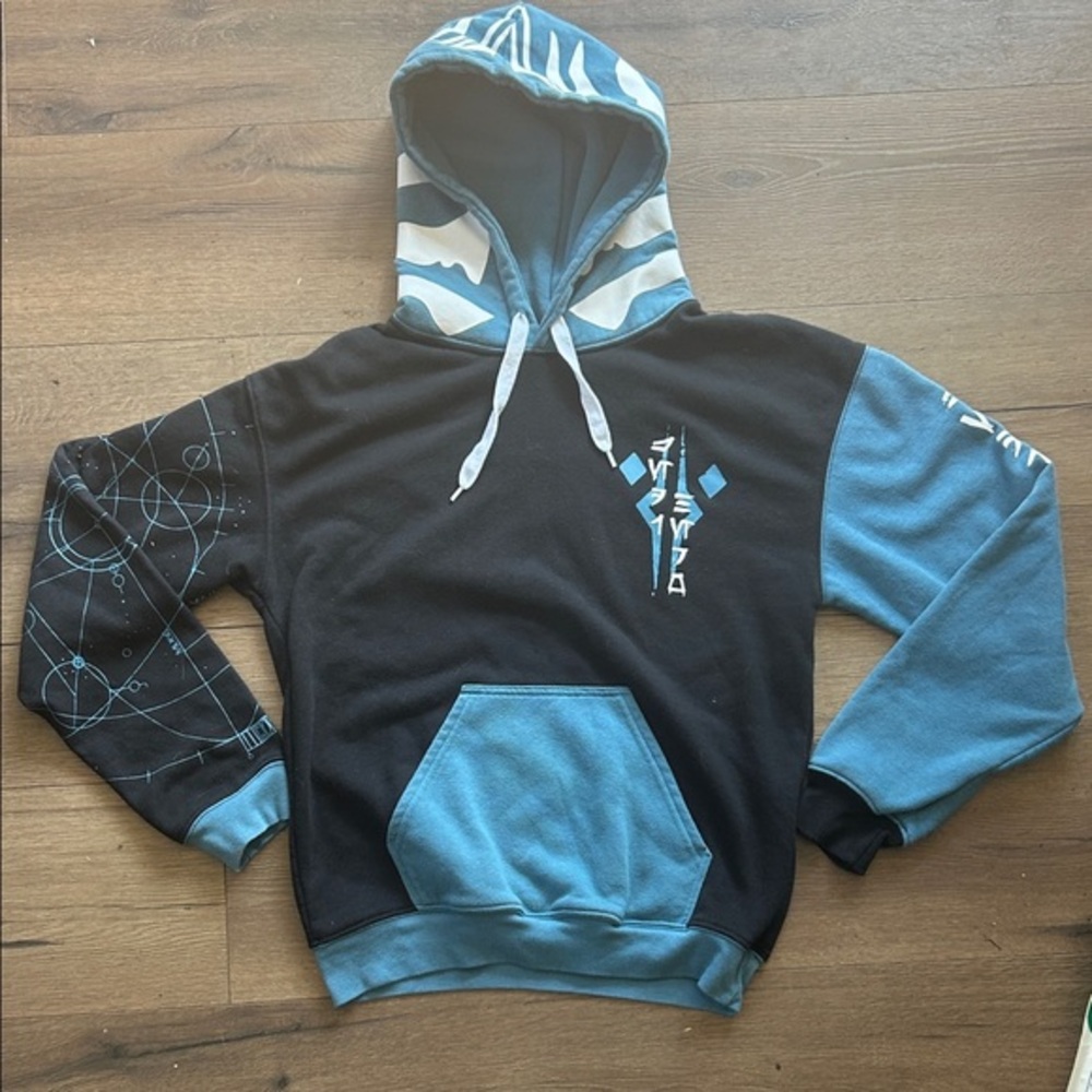 Star Wars Ahsoka Black & Teal Graphic Pullover Hoodie ! Small